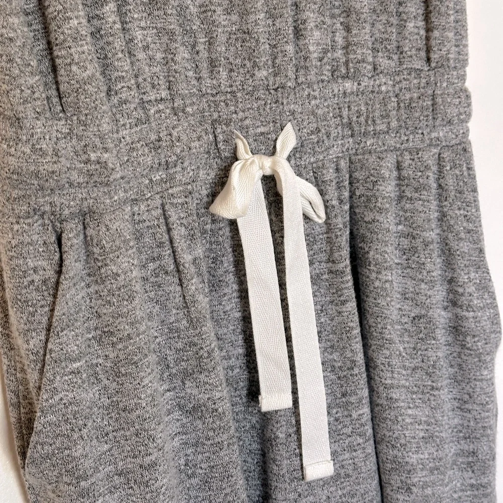NWT Aritzia Wilfred Free Izabel Romper in Heather White Gray Size M - Picture 4 of 8